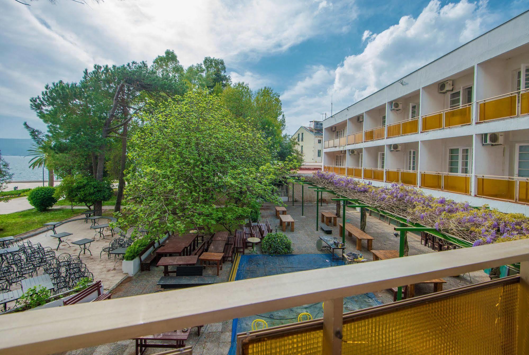 Hotel Mimoza Tivat Eksteriør billede